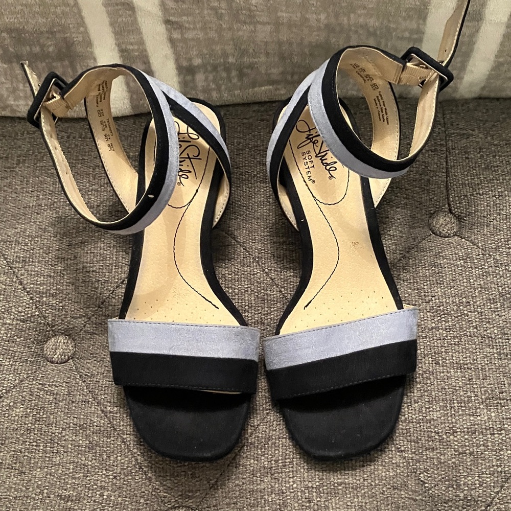 Classy & Comfortable Blue Life Stride Low Heel Shoe
